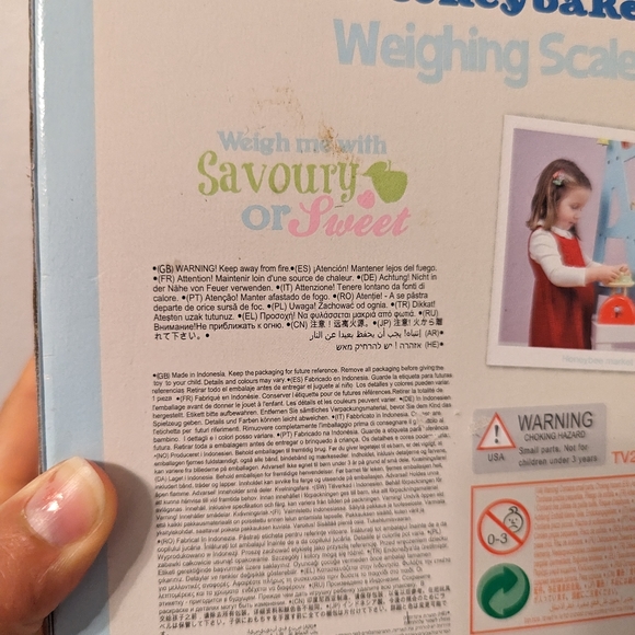 New Le Toy Van Weighing Scale wooden toy educational apple toddler infant - Picture 5 of 7